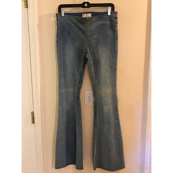 Free People Boot Cut Jeans Womens 28 Blue Denim Medium Wash 5-Pockets - Picture 1 of 10